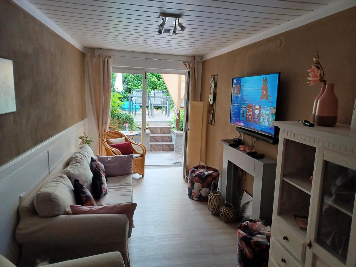 Ferienhaus Elisa ทริทเท็นไฮม์ ภายนอก รูปภาพ